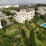 El Manantial, Elviria